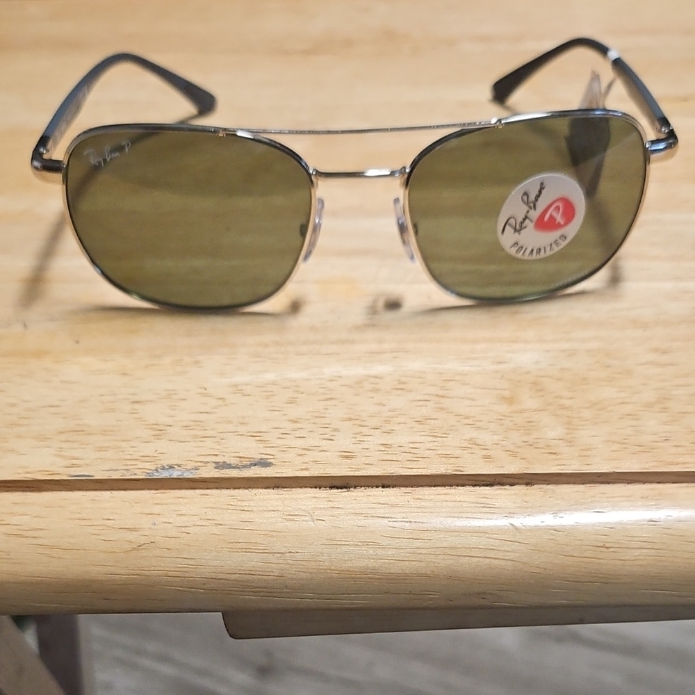Ray-Ban Silver Chromance Frame Sunglasses with Dark Green Polarized Lenses